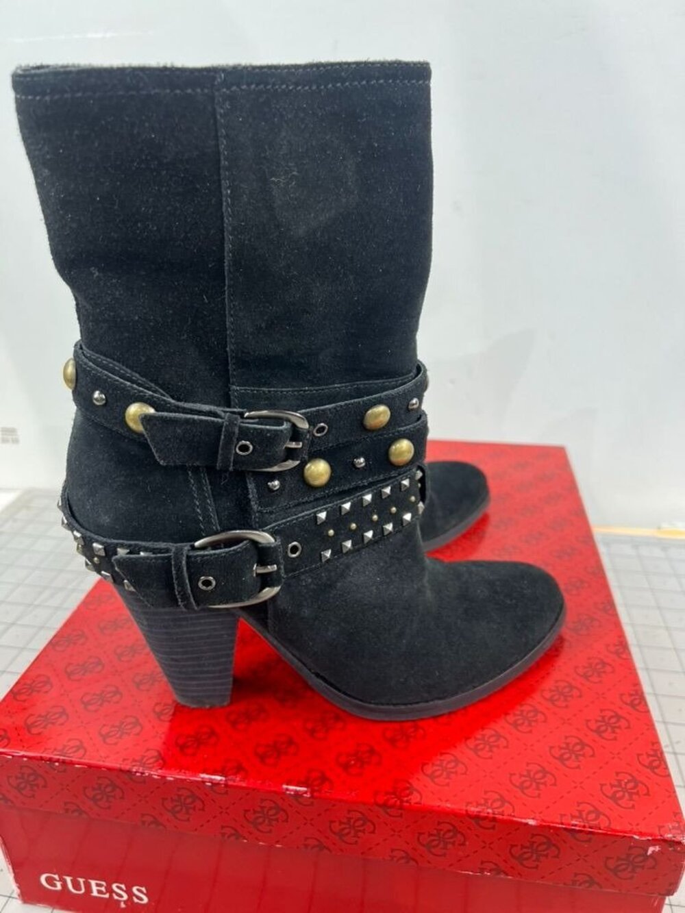 Women's Guess Black Suede Studded Mid-Calf Boots Buckle Accents Sz. 7.5M - Picture 3 of 7